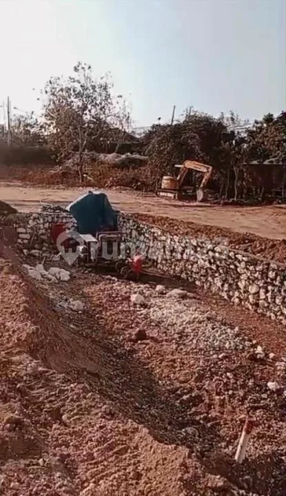 Tanah Kavling Langkah, Hanya 2 Menit ke Pantai Gunung Payung - Image 2 of 4