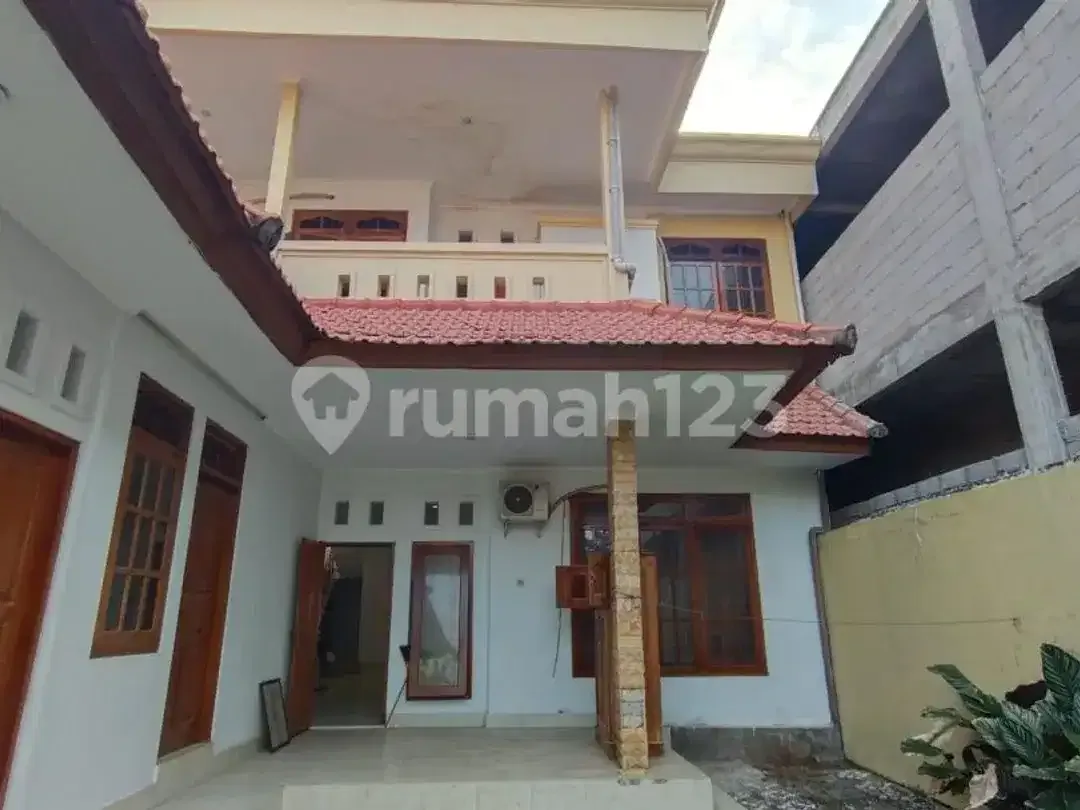 Dijual Rumah Luas 2 Lantai Strategis di Denpasar Utara - Image 10 of 10