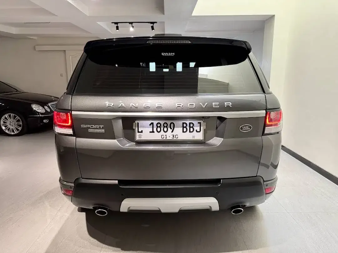RANGE ROVER SPORT AUTOBIOGRAPHY 2014 RANGE ROVER SPORT 2014 3.0SC L494 - Image 6 of 10