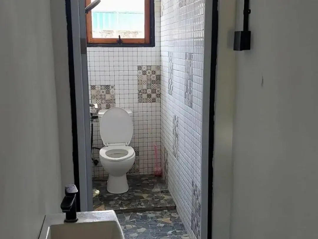 ID:H-98 Disewakan Rumah Semi Villa Abianbase Mengwi Bali Dekat Canggu Tabanan Tanah Lot Denpasar - Image 6 of 7