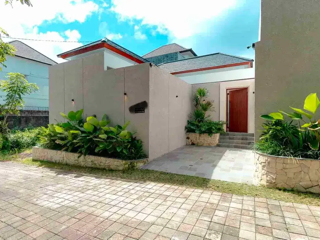 Villa Tropis Modern Jimbaran 2 Kamar Tidur - Image 1 of 10