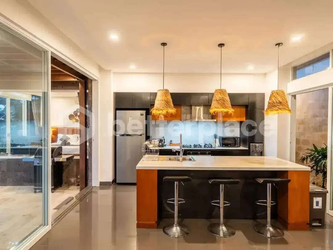 3 Bedroom Stunning and Luxury Villa in Ubud With Rice Field View - Image 3 of 10