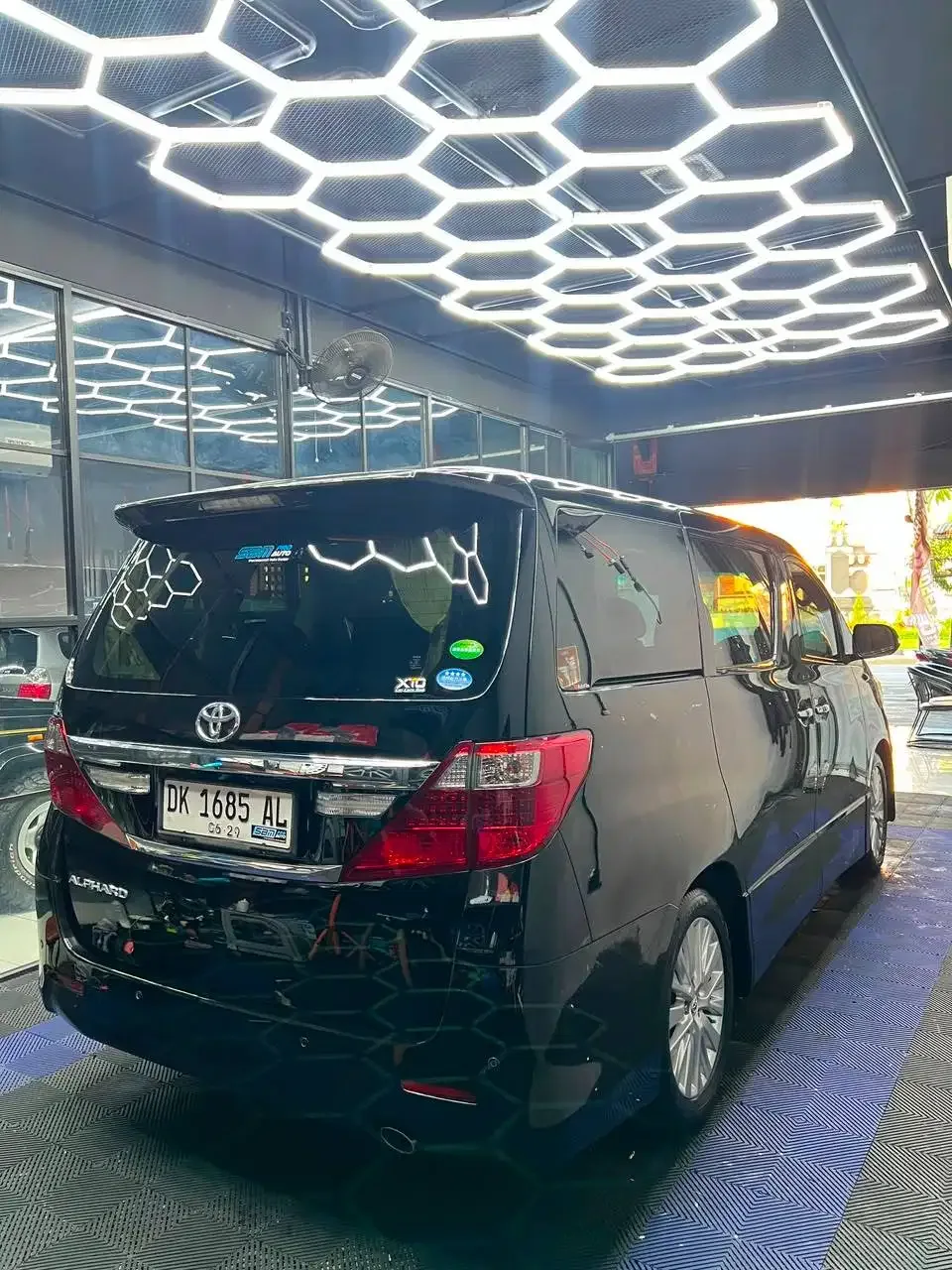 TOYOTA ALPHARD SC 2014 HITAM ASLI BALI, LOW KM - Image 6 of 10