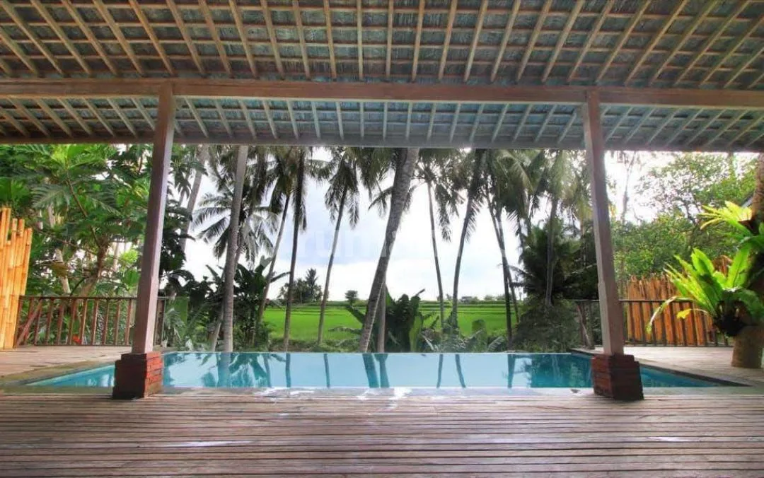 Dijual Villa View Sunset dan Sawah di Pantai Purnama, Gianyar - Image 1 of 4