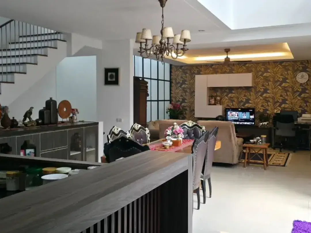 Exclusive Modern House Denpasar – CitraLand Premium Area - Image 8 of 10