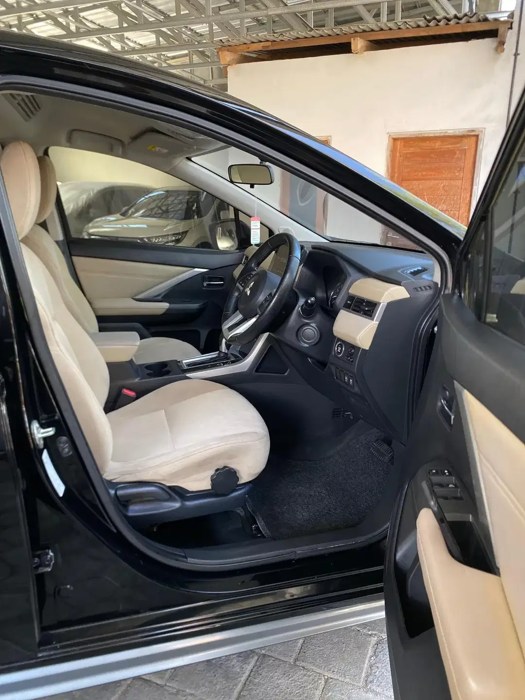 Mitsubishi Xpander Matic 1.5 CVT 2022 - Image 8 of 10