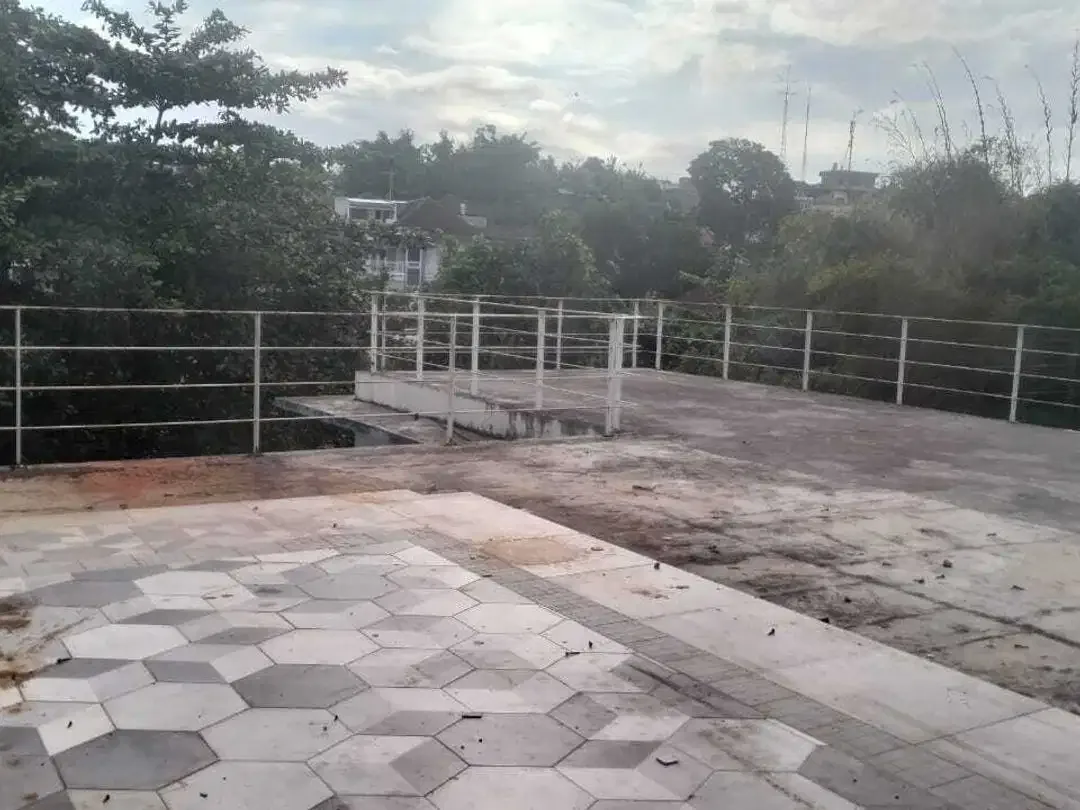 Di jual rumah 5 Bedroom di area Cekomaria dekat living word, Denpasar - Image 7 of 10