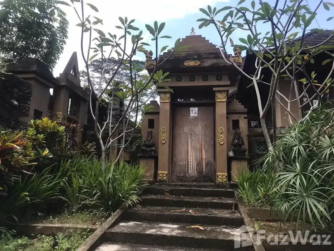 3 Bedroom Villa for sale in Tampak Siring, Bali - Image 2 of 9
