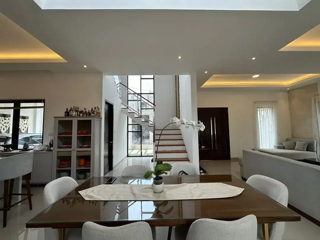 Dijual Villa Modern Mewah di Ungasan - Image 1 of 10