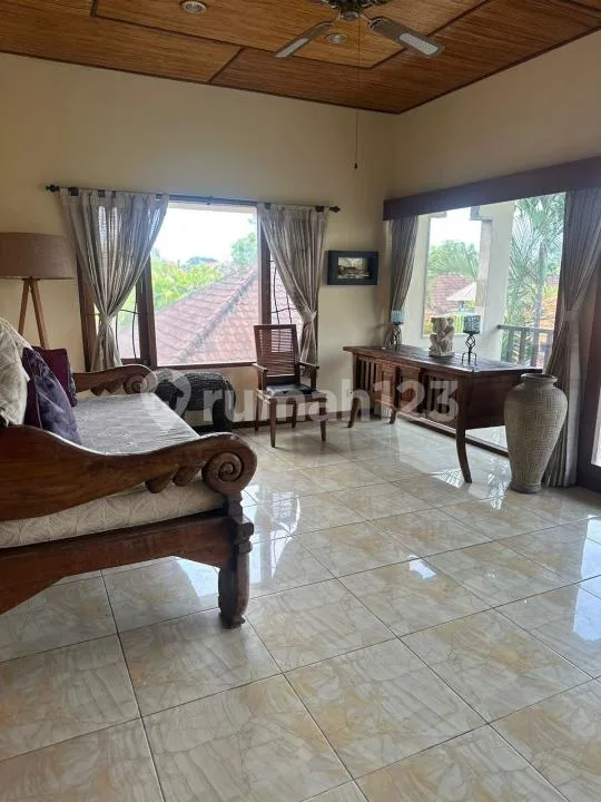 Villa Full Furnished Pool Gazebo Siap Huni Strategis di Umalas - Image 4 of 4