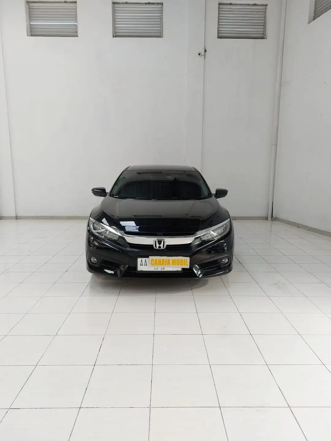 Honda Civic 1.5 Turbo Sedan 2018 - Image 1 of 10