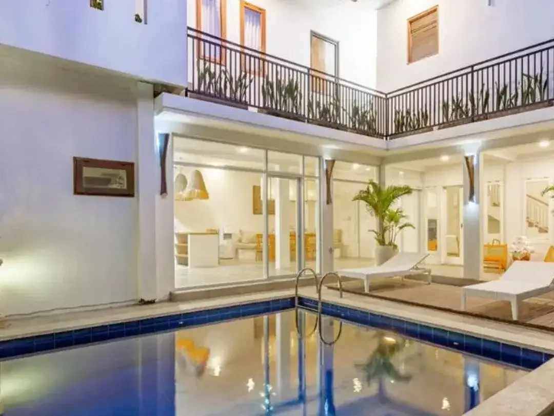 VILLA LUXURY DEKAT PANTAI MUNDUK CATU CANGGU BADUNG - Image 1 of 10