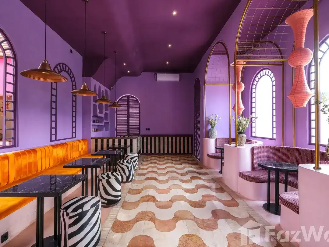 8 Bedroom Hotel for sale in Kerobokan, Bali - Image 3 of 10