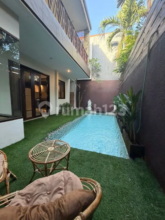 V217 3Br Villa Sanur Beachside Pool Near Icon Mall Sanur - Image 1 of 4
