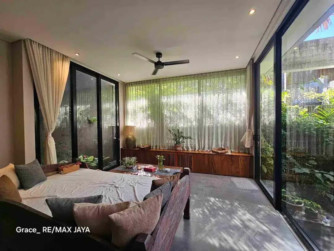 Rumah Modern Premium di Area Gatsu Timur Denpasar, dekat Mall Living World - Image 2 of 10