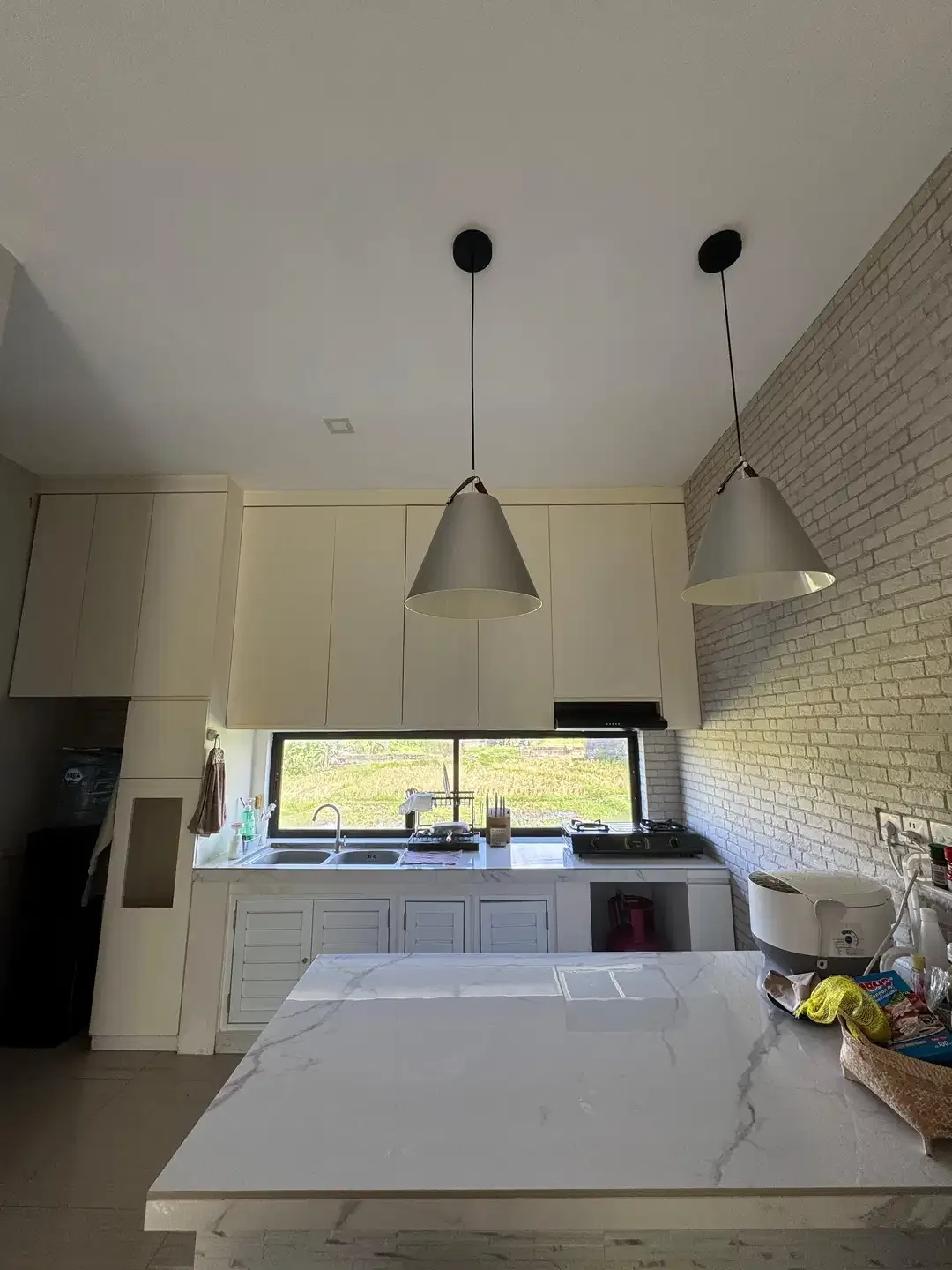 FOR SALE HUNIAN BAGUS READY UNIT 3 BR LOKASI KEROBOKAN PREMIUM - Image 9 of 9