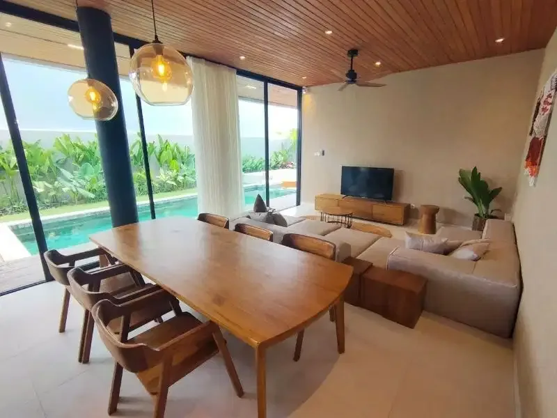 VILLA MODERN TOP INTERIOR & FURNISHED DEKAT PANTAI BATU BOLONG - Image 8 of 10
