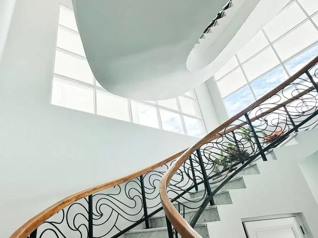 Leasehold - Luxury villa with breathtaking views of majestic mountains - Image 7 of 10