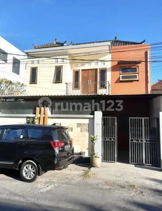 Rumah 2 Lantai di Renon - Cocok untuk Rumah Tinggal, Kantor, atau Co-Living Space - Image 1 of 4