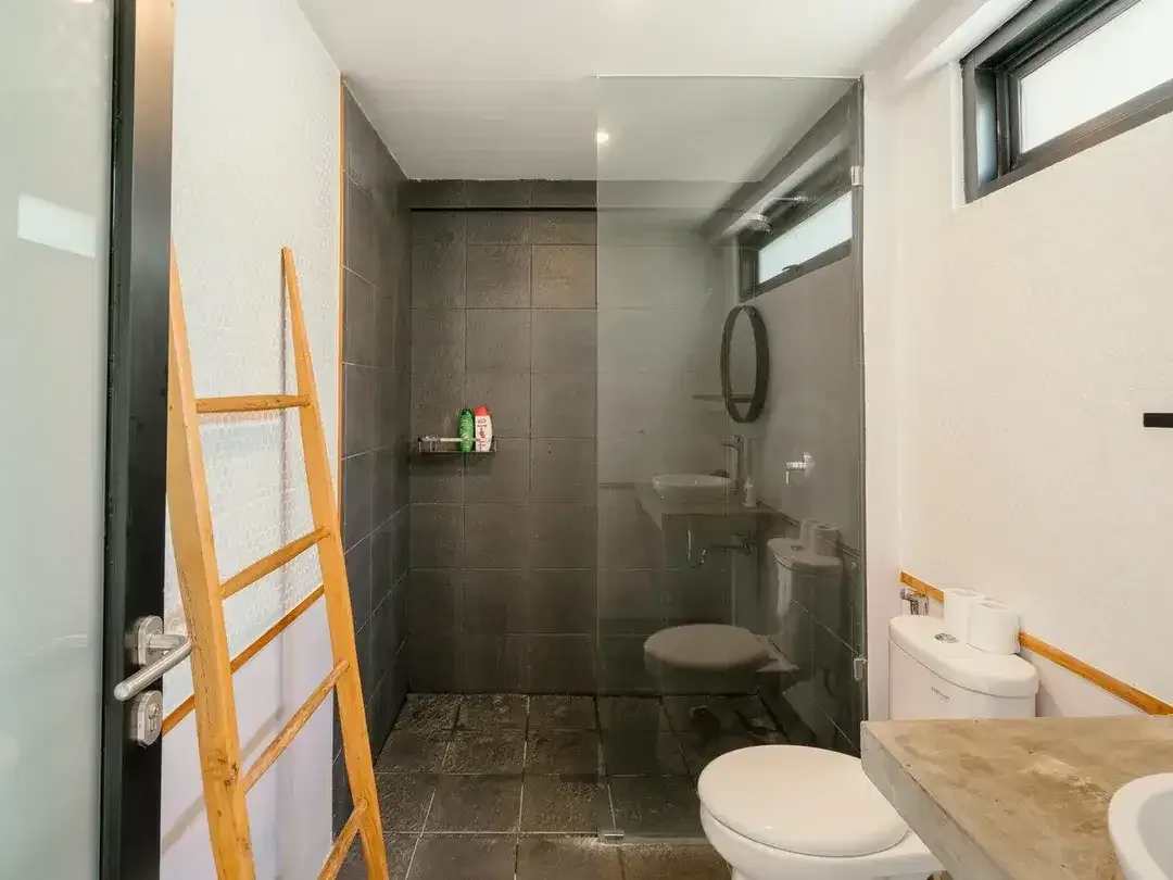Leasehold - Modern Minimalist Mezzanine Villa with Stunning Pool Area, in Babakan, Canggu, Bali - Image 6 of 10