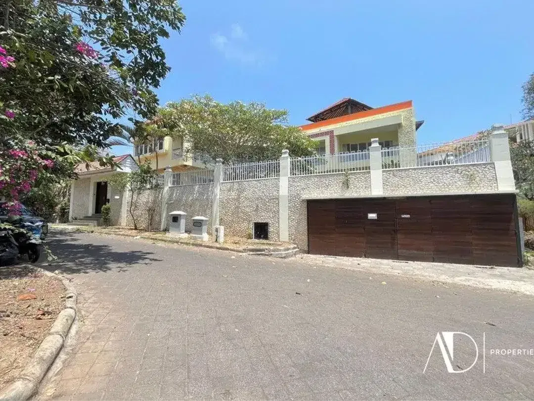 FREEHOLD | 3-BEDROOM OCEAN-VIEW VILLA IN PECATU - Image 7 of 10