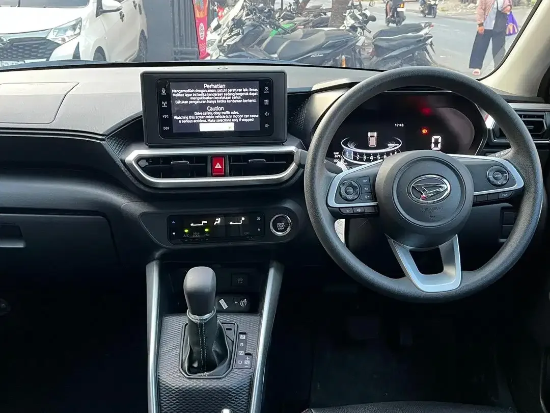 Daihatsu Rocky X 1.2 CVT Odo 7.000 Asli Bali -DP 20 JT - Image 10 of 10