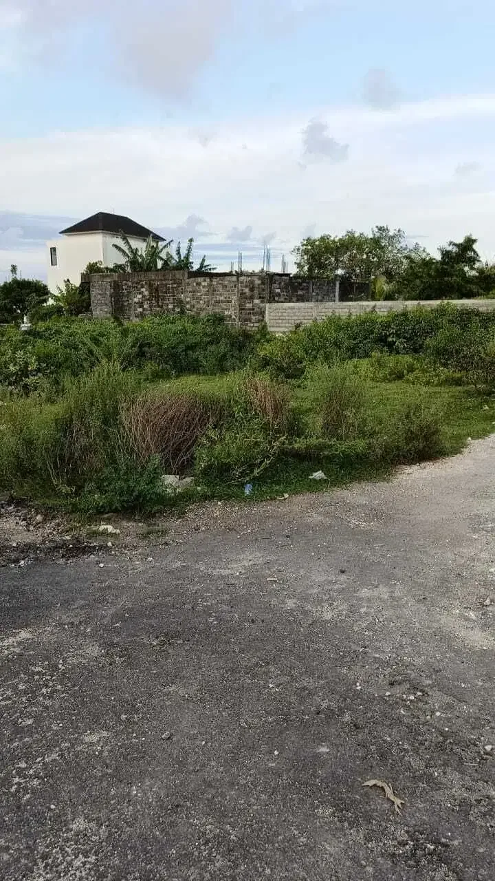 TANAH LOKASI STARTEGIS SIAP BANGUN UNTUK INVESTASI DI JIMBARAN - Image 5 of 9