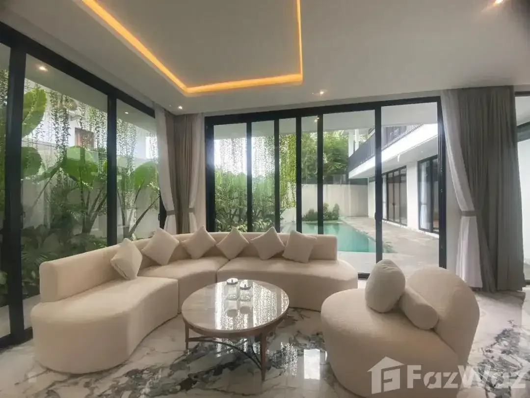 4 Bedroom Villa for sale in Kerobokan, Bali - Image 2 of 10