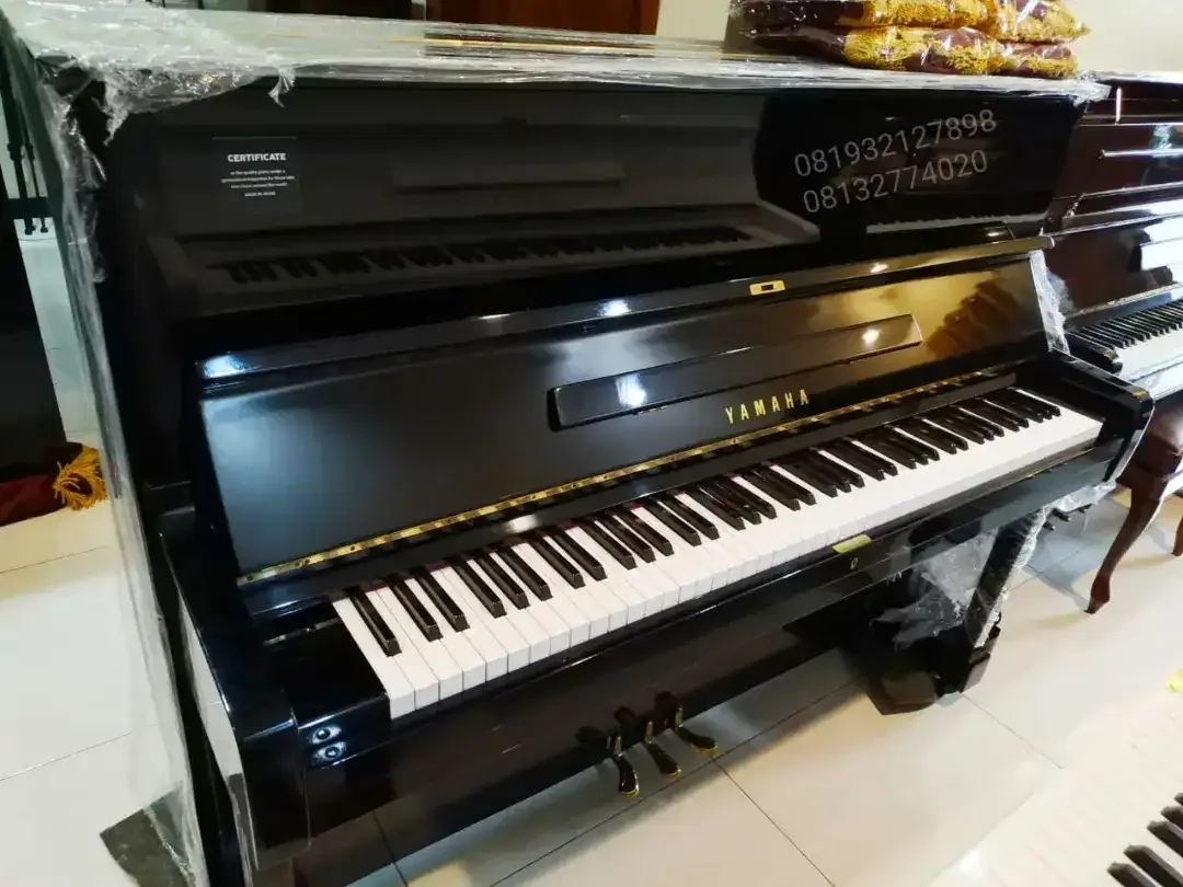 Piano Yamaha U1 Japan Built up - Image 2 of 2