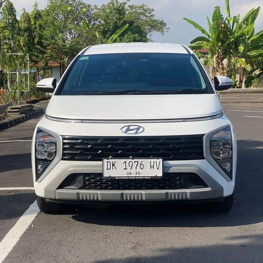 Hyundai Stargazer Prime 1.5 AT - 2022 - Image 2 of 9