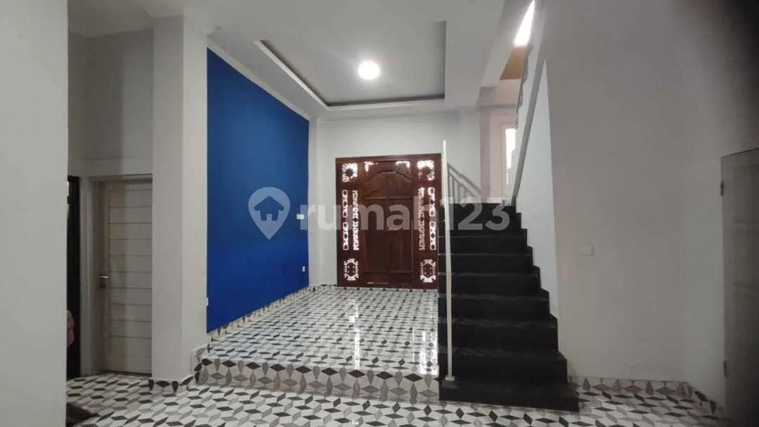 Rumah Tinggal 2 Lantai Siap Huni Dengan Garden Dilokasi Strategis Dekat Mall,tempat Kuliner, Sekolah, Universitas,rsu, Supermarket,wisata Pantai Diarea Denpasar Selatan - Image 4 of 4