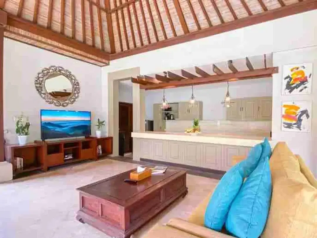 Villa 5 Are di Canggu Bali Hanya 5 Menit ke Pantai dan Beach Club - Image 6 of 10