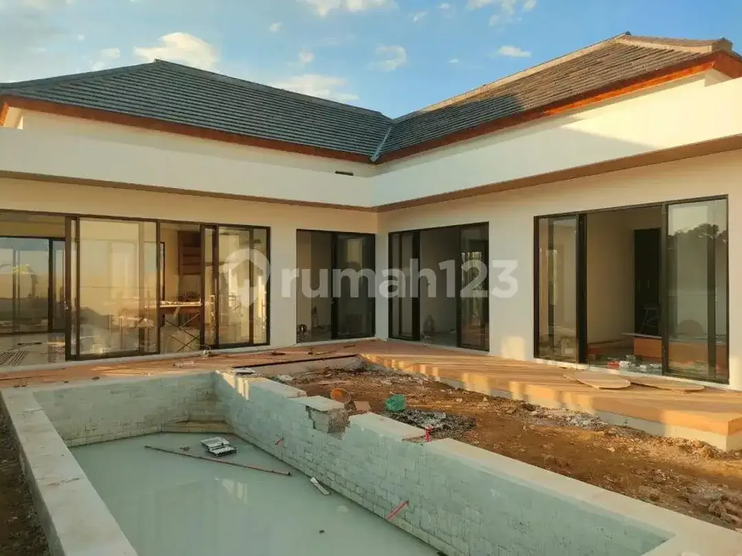 For Sale Freehold Villa Baru For Sale Lovina Central - Image 1 of 10
