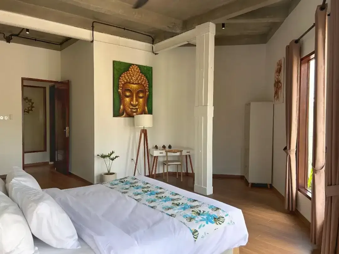 Leasehold - Contemporary 2-Bedroom Villa in Umalas with Rooftop Pool and Scenic Views - Image 9 of 10