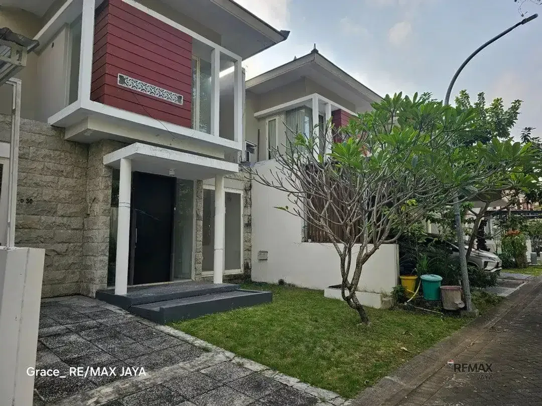 Rumah Eksklusif 2 Lantai 4 Kamar Tidur Dijual di Citraland Denpasar - Image 1 of 10
