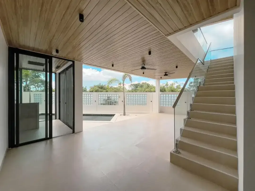 Solar-Powered Smart Luxury Villa in Tumbak Bayuh Pererenan - Image 9 of 10