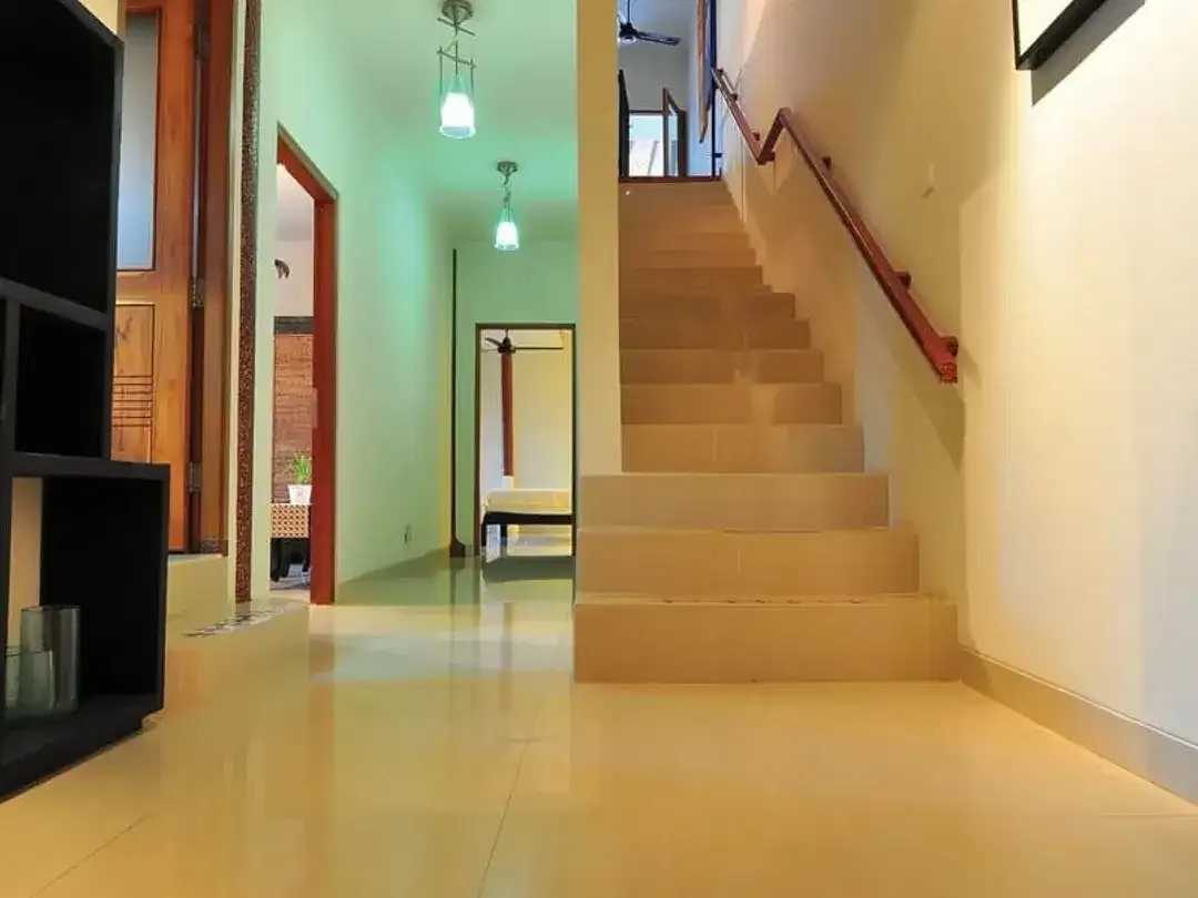 LONG TERM LEASEHOLD APARTMENT JL. PRATAMA 1 MENIT DARI PANTAI TANJUNG BENOA BALI - Image 6 of 10