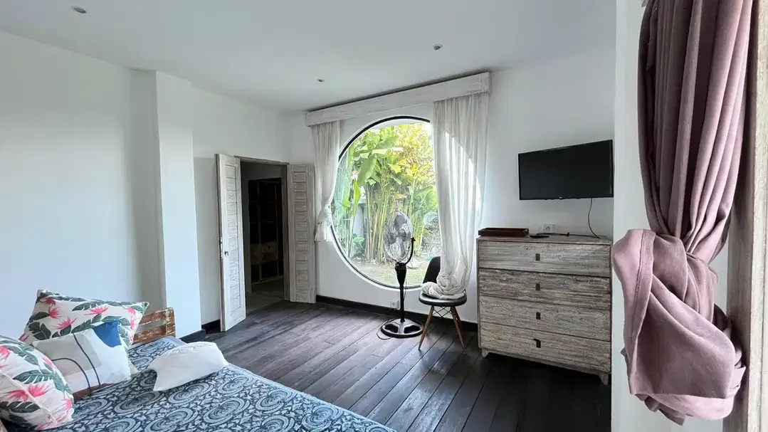 Disewakan 24 Tahun Villa View Sawah di Tibubeneng Kuta Utara - Image 10 of 10