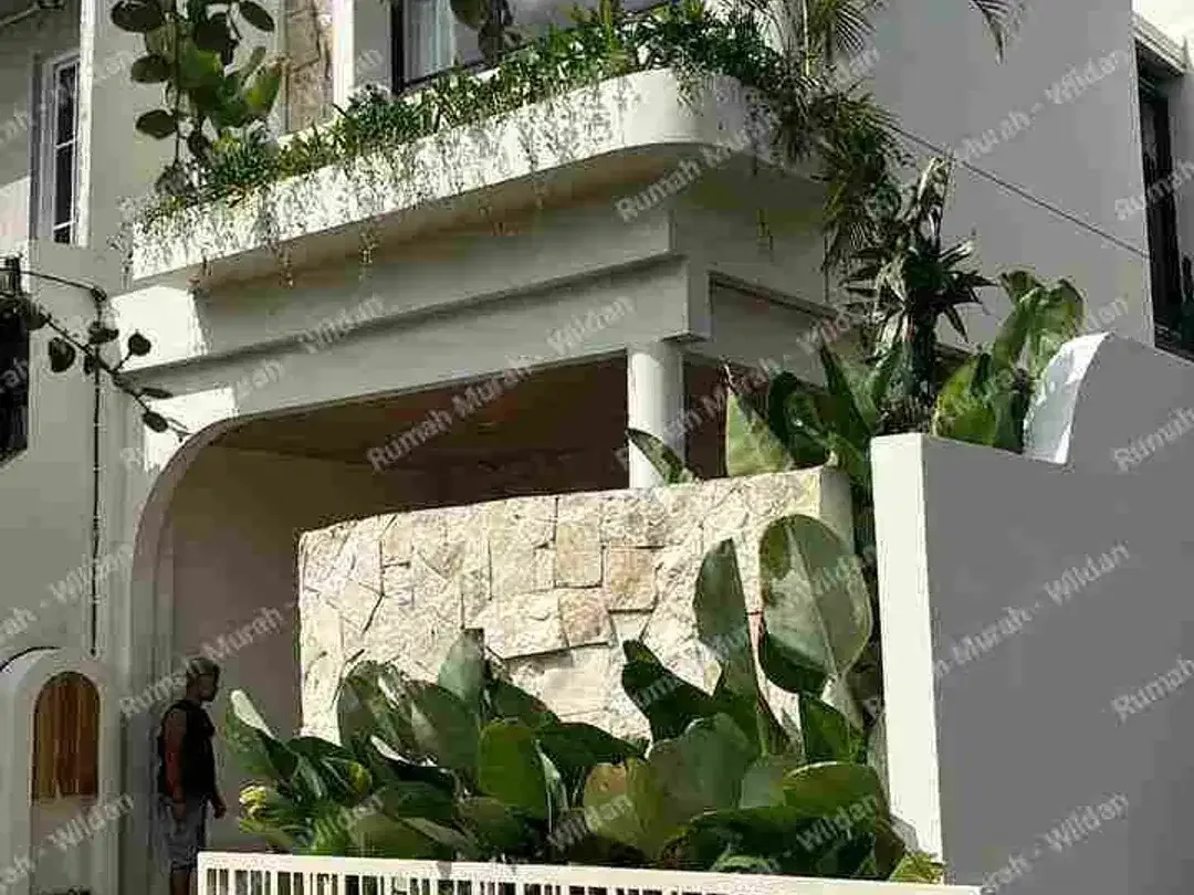 Villa Mewah Siap Huni Dengan private poll Di Ungasan Badung Bali - Image 1 of 10