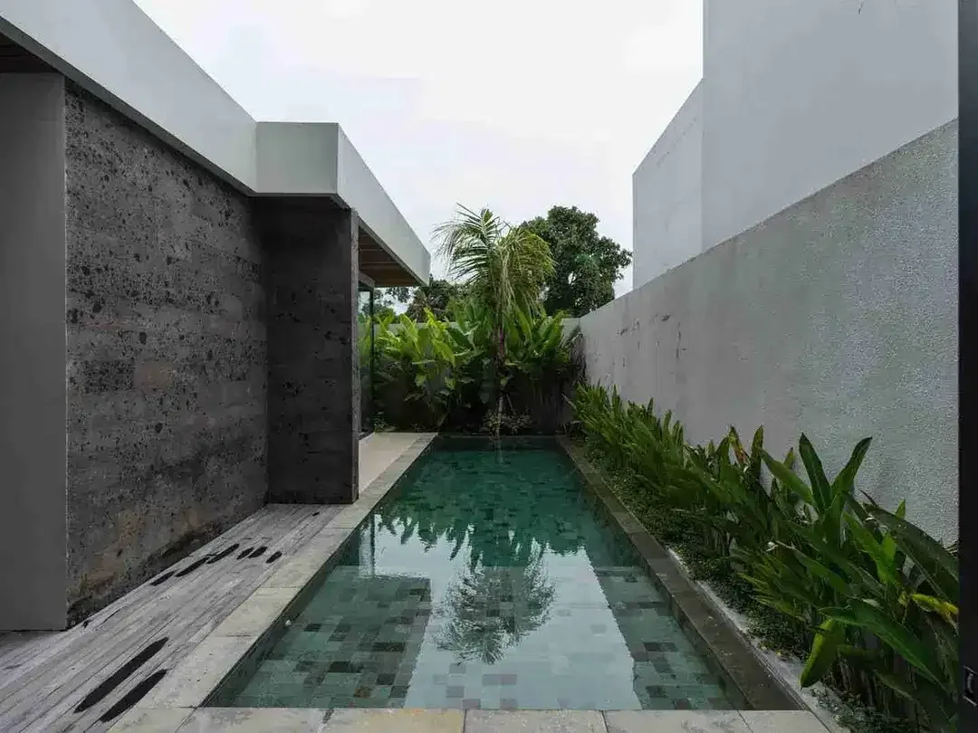 Villa strategis Tropis modern Tumbak Bayuh Pererenan Bali - Image 9 of 10