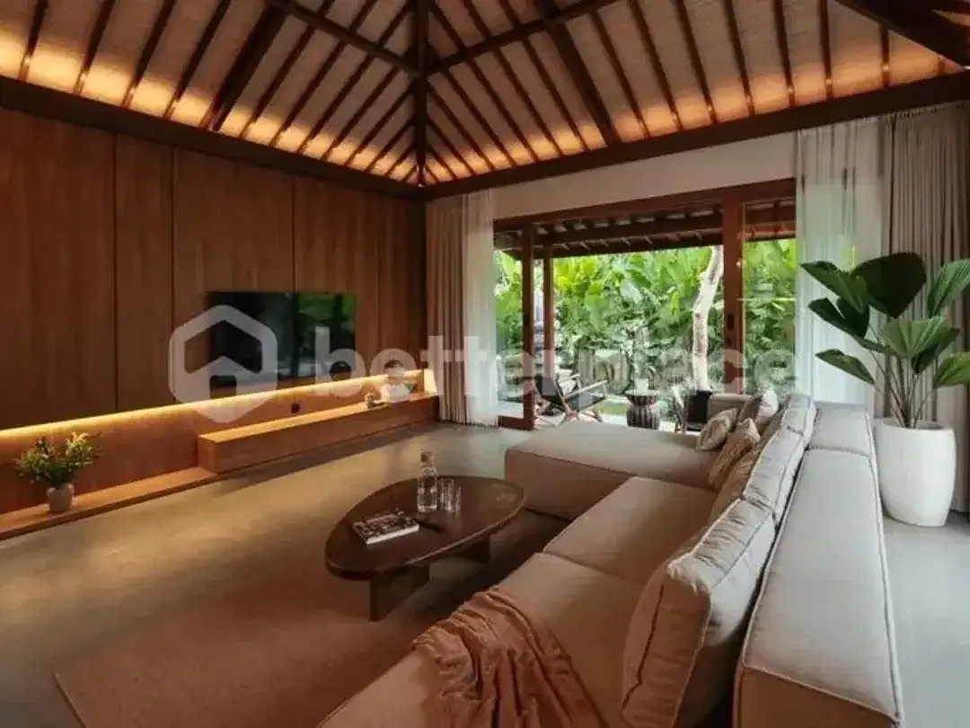 Elegant Leasehold 1-Bedroom Villa in Ubud – An Affordable Luxury Property in Bali’s Enchanting Nature - Image 2 of 10