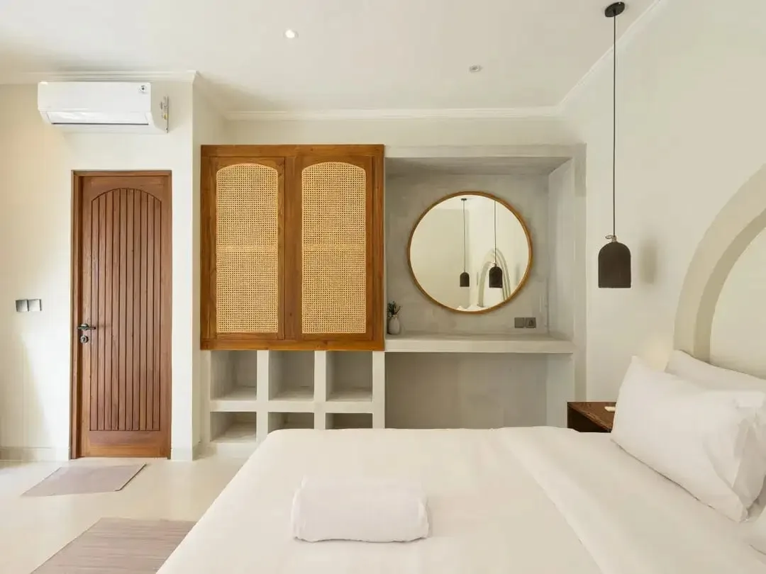 BRAND NEW LUXURY VILLA IN SANUR - Image 8 of 10