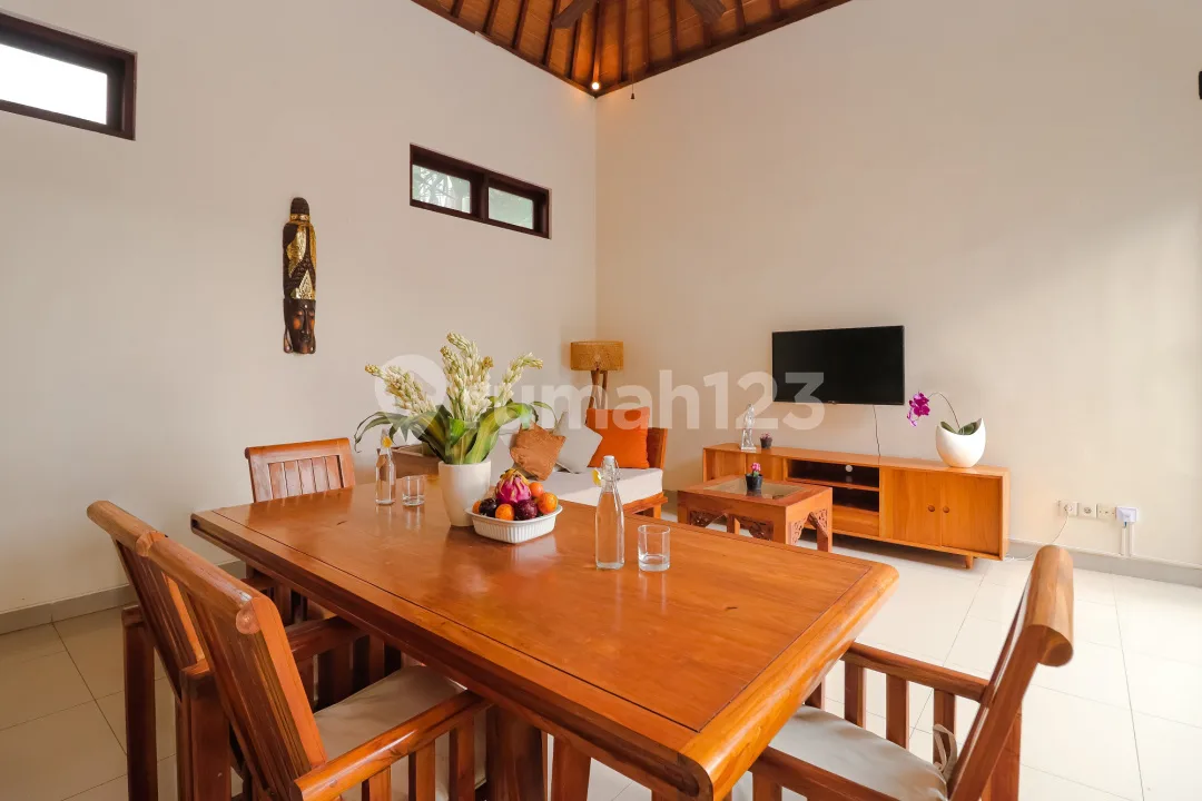 Villa Modern 2 Kamar Sewa di Parerenan - Image 2 of 4