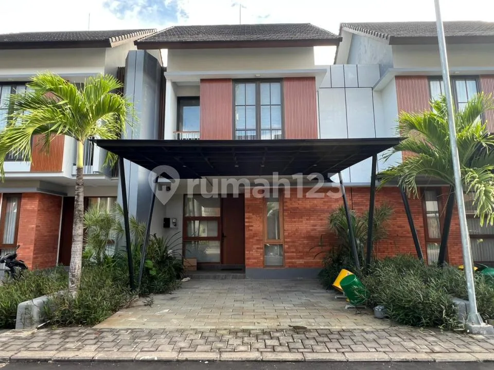 Modern Minimalist House Near Toll Gate Sanur, Freehold - Image 1 of 4