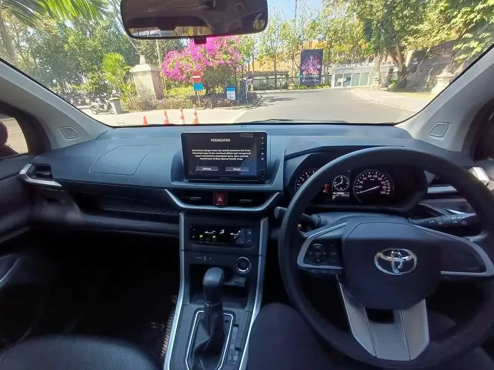 Toyota Avanza 2023 Bensin - Image 1 of 3