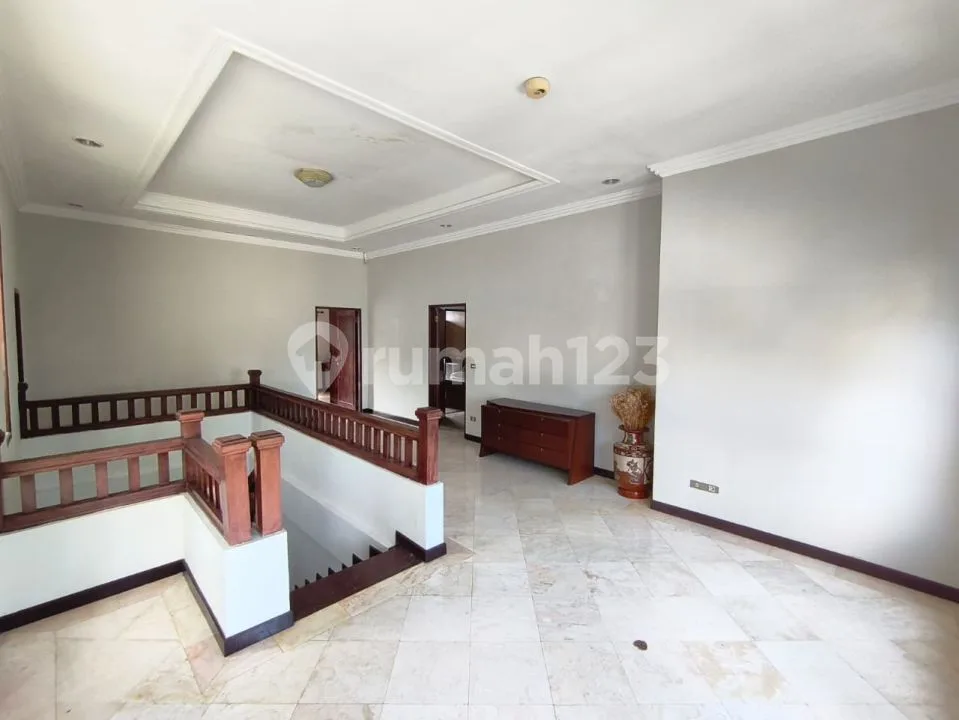 Villa 2 Lantai Fully Furnished di Taman Mumbul | Perumahan - Image 4 of 4