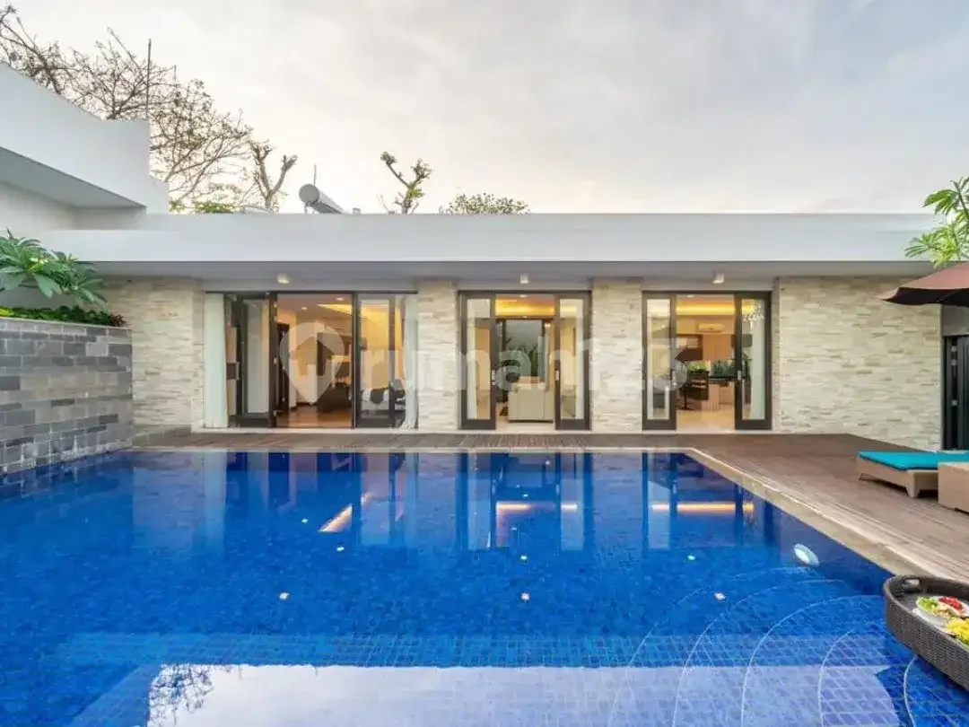 For Sale Villa Modern Style At Nusa Dua Badung Bali - Image 6 of 10