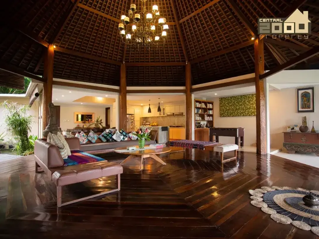 Ultimate Freehold Estate in Bali, Luxury Riverfront Retreat & Villa Complex - Image 4 of 10