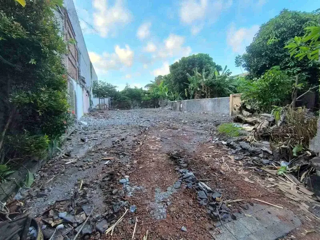 TANAH PREMIUM COCOK UNTUK RUMAH MAUPUN GUDANG DEKAT KEMANA MANA JALAN KUSUMA BANGSA GATSU BARAT DEPASAR - Image 1 of 10