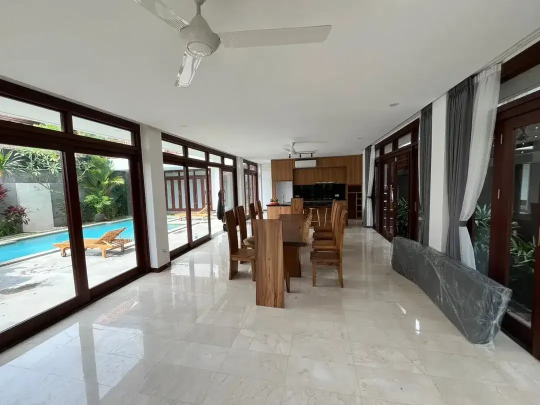 LUXURY 4BEDROOM VILLA PERERENAN CANGGU - Image 9 of 9